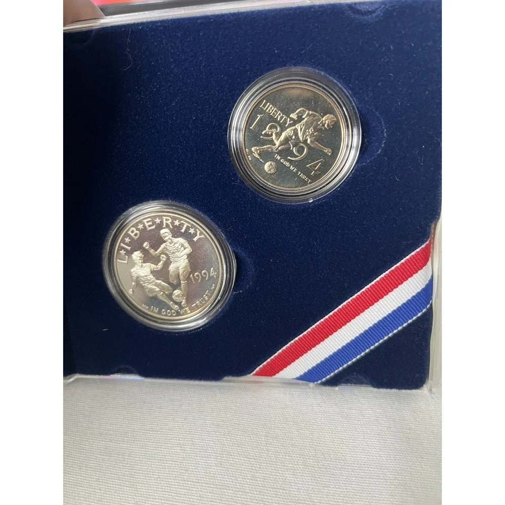 1994 World Cup 2-Coin Special Edition Collector's Set - Silver $1 and Clad 50C